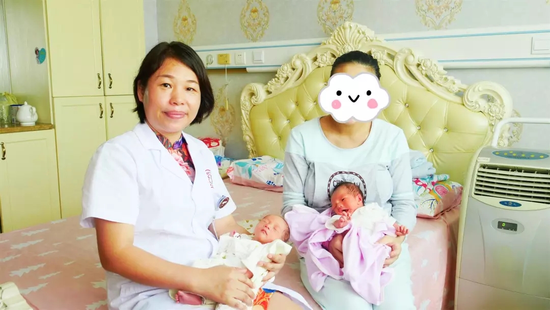 <b>喜讯!喜讯！ 多年不孕，产妇喜迎双胞胎！</b>